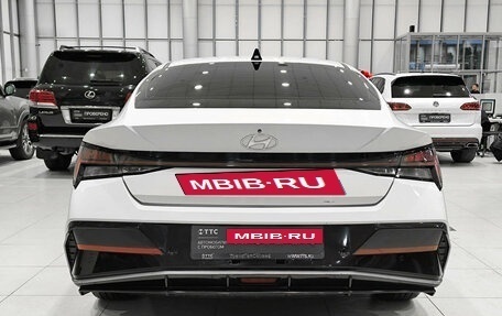 Hyundai Elantra, 2023 год, 1 875 000 рублей, 6 фотография