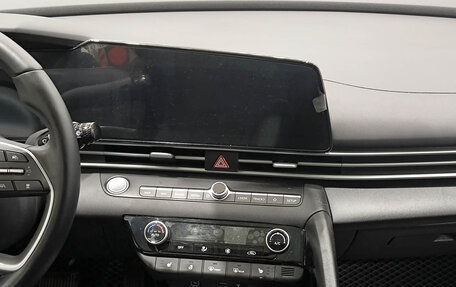 Hyundai Elantra, 2023 год, 1 875 000 рублей, 15 фотография