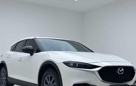 Mazda CX-4, 2023 год, 2 015 000 рублей, 3 фотография