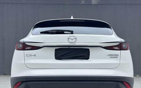 Mazda CX-4, 2023 год, 2 015 000 рублей, 5 фотография