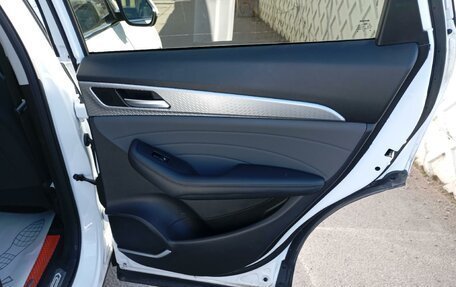 Haval F7 I, 2023 год, 2 300 000 рублей, 15 фотография