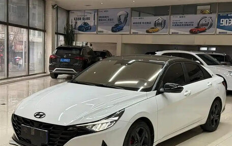 Hyundai Elantra, 2021 год, 1 380 000 рублей, 3 фотография