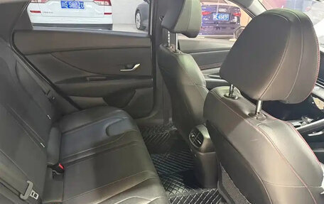 Hyundai Elantra, 2021 год, 1 380 000 рублей, 10 фотография