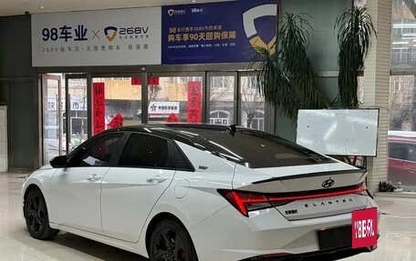 Hyundai Elantra, 2021 год, 1 380 000 рублей, 4 фотография