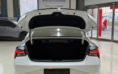 Hyundai Elantra, 2021 год, 1 380 000 рублей, 15 фотография