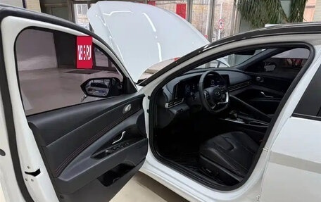 Hyundai Elantra, 2021 год, 1 380 000 рублей, 14 фотография