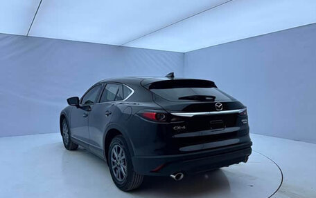 Mazda CX-4, 2023 год, 2 090 000 рублей, 6 фотография