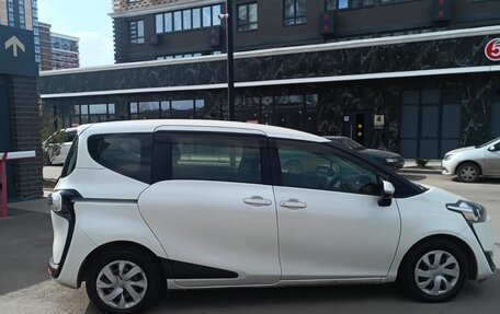 Toyota Sienta II, 2018 год, 1 200 000 рублей, 3 фотография