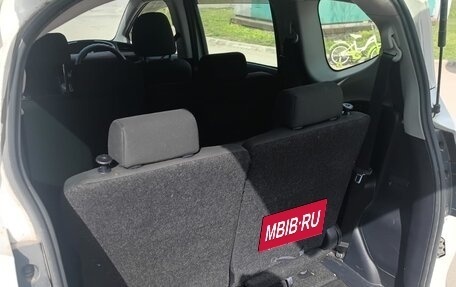 Toyota Sienta II, 2018 год, 1 200 000 рублей, 8 фотография