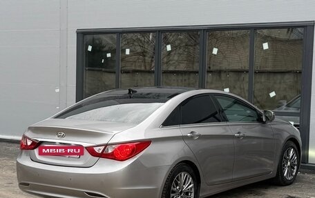 Hyundai Sonata VI, 2012 год, 1 050 000 рублей, 13 фотография