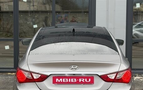 Hyundai Sonata VI, 2012 год, 1 050 000 рублей, 14 фотография