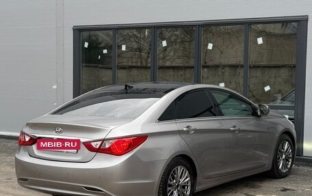 Hyundai Sonata VI, 2012 год, 1 050 000 рублей, 12 фотография