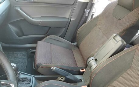 Skoda Rapid I, 2015 год, 1 060 000 рублей, 8 фотография