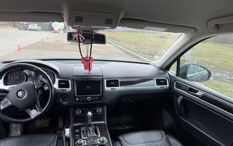 Volkswagen Touareg III, 2016 год, 2 700 000 рублей, 2 фотография