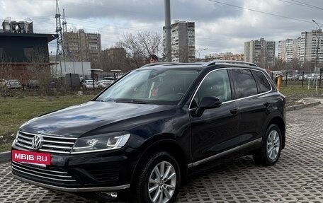 Volkswagen Touareg III, 2016 год, 2 700 000 рублей, 10 фотография