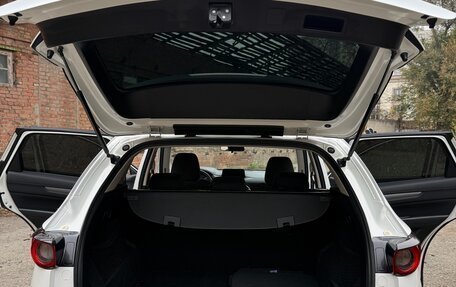 Mazda CX-5 II, 2017 год, 2 250 000 рублей, 34 фотография