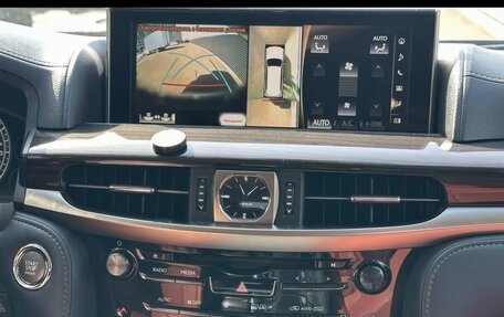 Lexus LX III, 2016 год, 6 300 000 рублей, 10 фотография