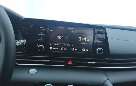 Hyundai Elantra, 2023 год, 1 620 000 рублей, 5 фотография