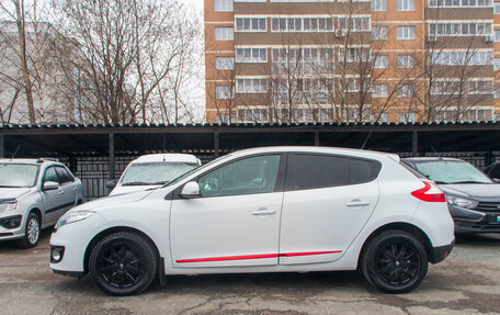 Renault Megane III, 2013 год, 799 000 рублей, 2 фотография
