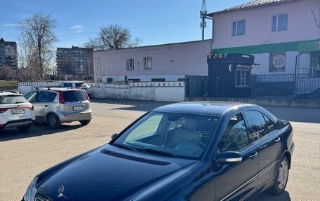 Mercedes-Benz C-Класс, 2004 год, 850 000 рублей, 2 фотография