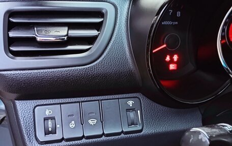 KIA Rio III рестайлинг, 2013 год, 1 100 000 рублей, 15 фотография