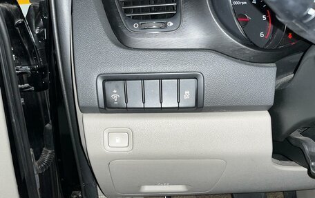 KIA Carnival III, 2019 год, 2 650 000 рублей, 10 фотография