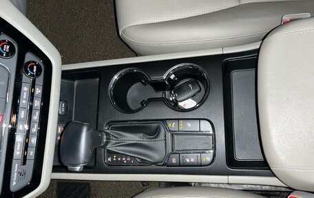 KIA Carnival III, 2019 год, 2 650 000 рублей, 28 фотография