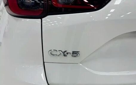 Mazda CX-5 II, 2023 год, 2 380 000 рублей, 10 фотография