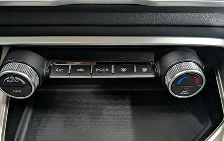 Geely Coolray I, 2022 год, 1 700 000 рублей, 25 фотография