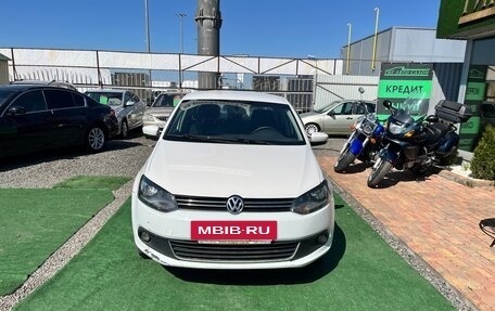 Volkswagen Polo VI (EU Market), 2011 год, 430 000 рублей, 2 фотография