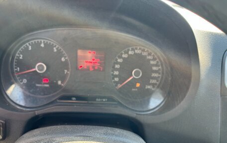 Volkswagen Polo VI (EU Market), 2011 год, 430 000 рублей, 11 фотография