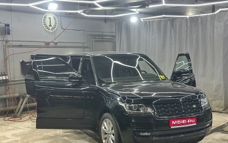 Land Rover Range Rover IV рестайлинг, 2017 год, 4 444 000 рублей, 1 фотография