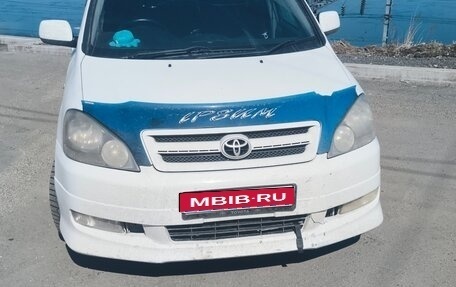 Toyota Ipsum II, 2003 год, 650 000 рублей, 1 фотография