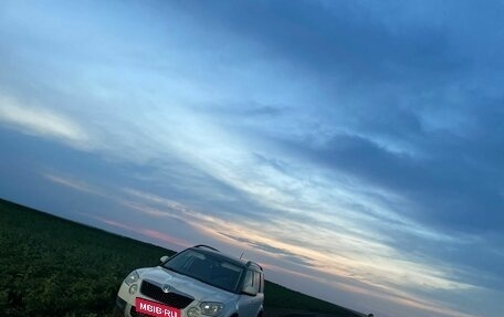 Skoda Yeti I рестайлинг, 2013 год, 800 000 рублей, 1 фотография