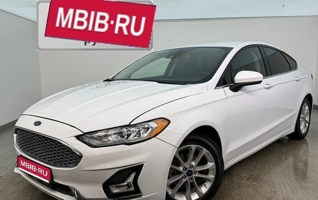 Ford Fusion (North America) II, 2019 год, 1 450 000 рублей, 1 фотография
