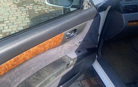 Nissan Gloria XI, 2000 год, 350 000 рублей, 2 фотография