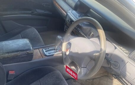 Nissan Gloria XI, 2000 год, 350 000 рублей, 3 фотография