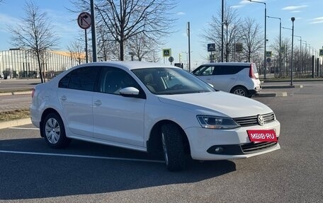 Volkswagen Jetta VI, 2014 год, 850 000 рублей, 7 фотография