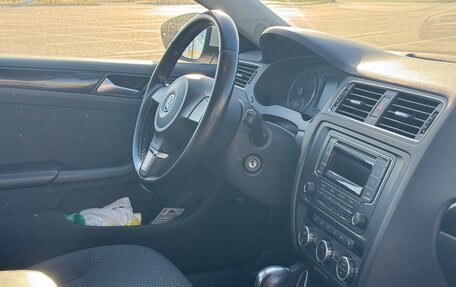 Volkswagen Jetta VI, 2014 год, 850 000 рублей, 13 фотография