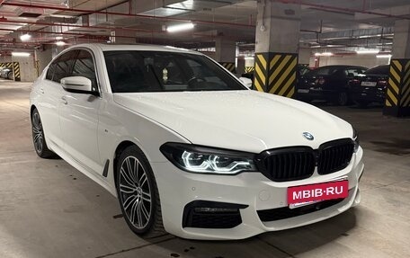 BMW 5 серия, 2019 год, 4 500 000 рублей, 3 фотография