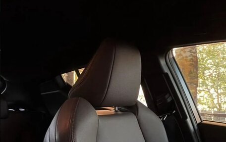 Toyota C-HR I рестайлинг, 2017 год, 2 150 000 рублей, 14 фотография