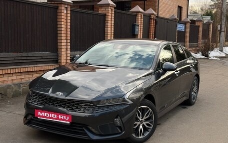 KIA K5, 2021 год, 2 550 000 рублей, 3 фотография