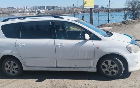 Toyota Ipsum II, 2003 год, 650 000 рублей, 4 фотография