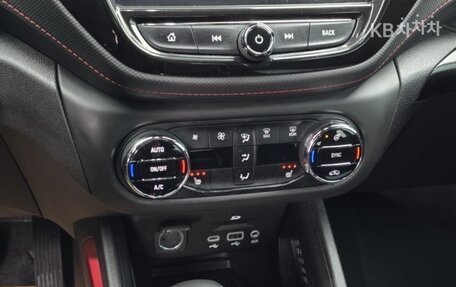 Chevrolet TrailBlazer, 2023 год, 1 675 080 рублей, 12 фотография