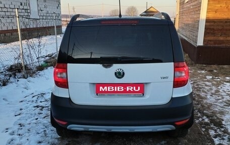Skoda Yeti I рестайлинг, 2013 год, 800 000 рублей, 3 фотография