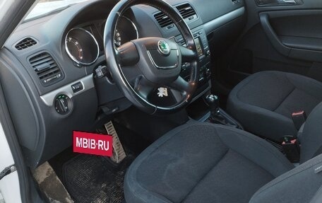 Skoda Yeti I рестайлинг, 2013 год, 800 000 рублей, 7 фотография