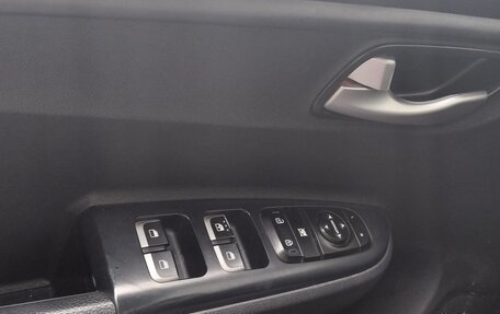 KIA Rio IV, 2017 год, 1 100 000 рублей, 5 фотография