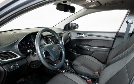 Hyundai Solaris II рестайлинг, 2018 год, 1 366 000 рублей, 5 фотография