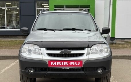 Chevrolet Niva I рестайлинг, 2015 год, 699 000 рублей, 2 фотография