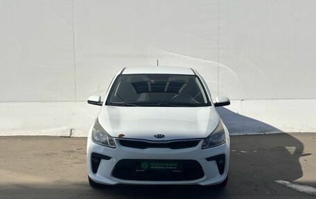 KIA Rio IV, 2018 год, 895 000 рублей, 2 фотография